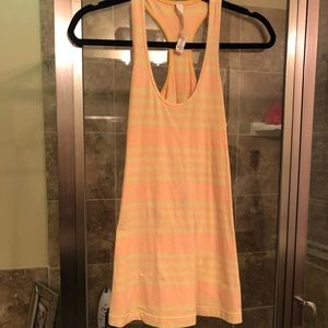 Lululemon tank top size 6.